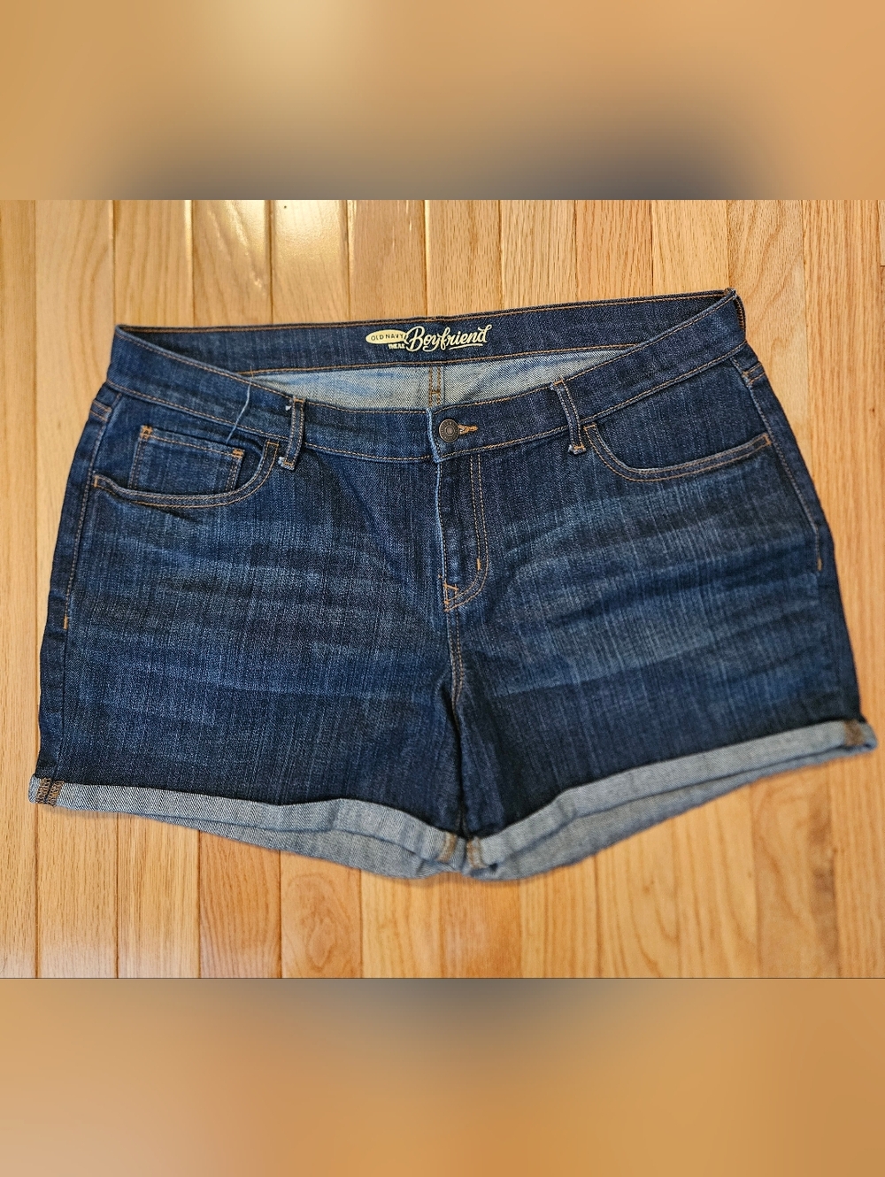 Old Navy Women's Blue Boyfriend Denim Shorts Size 14 Mid-Rise Button Cuffed